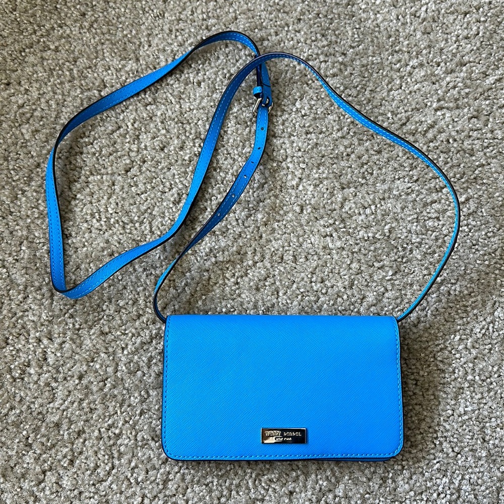 Henri Bendel wallet with straps